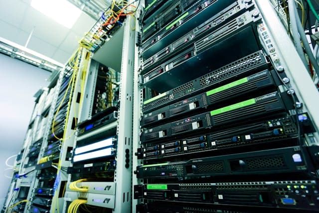 What Are Managed Network Services and How Can They Benefit Philadelphia Businesses?
