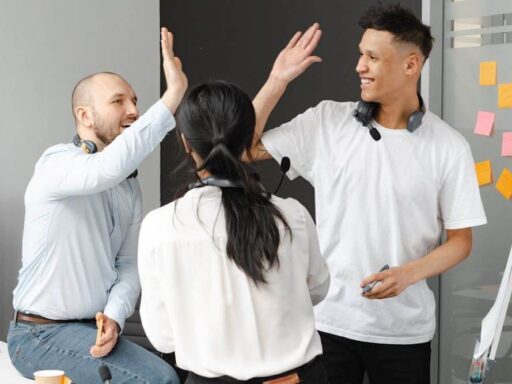How Small Businesses Are Using Employee Engagement Platforms to Cut Turnover