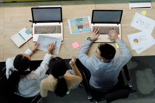 Top HR Software Solutions For Businesses Across The Gulf In 2026