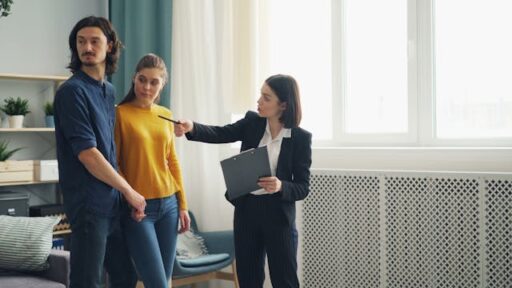 7 Reasons To Hire A Professional Auction Bidding Buyer's Agent