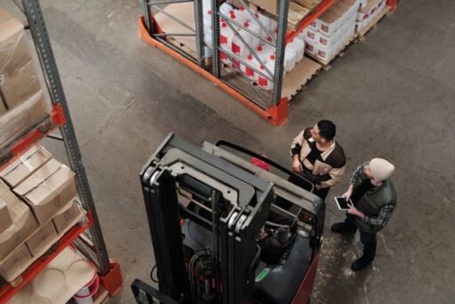 A Guide To Safer Forklift Tracking In Warehouse Operations