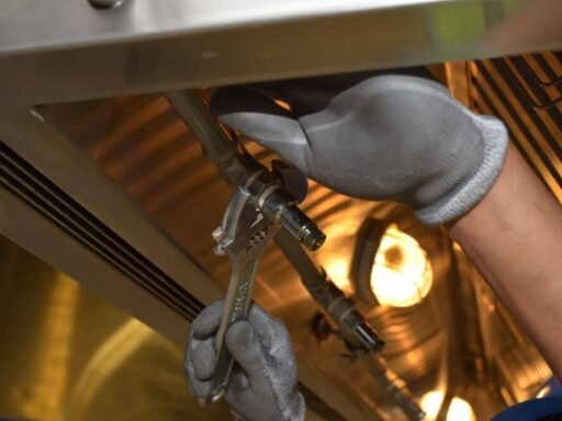 What to Know Before Hiring a Commercial Mechanical Contractor