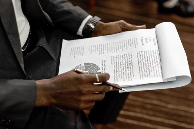 Red Flags Business Investors Should Check Before Funding A Deal